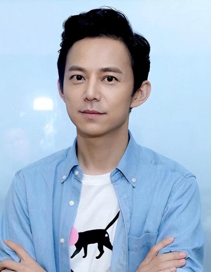 何炅